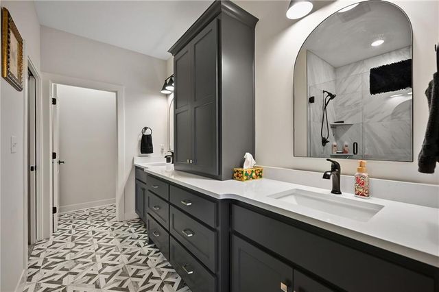 1845 Falcon Court, Kearney, MO 64060