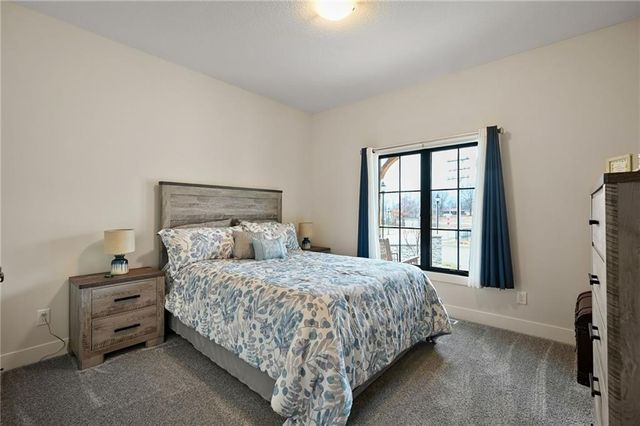 1845 Falcon Court, Kearney, MO 64060