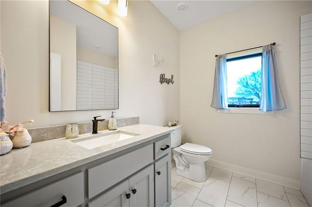 1845 Falcon Court, Kearney, MO 64060