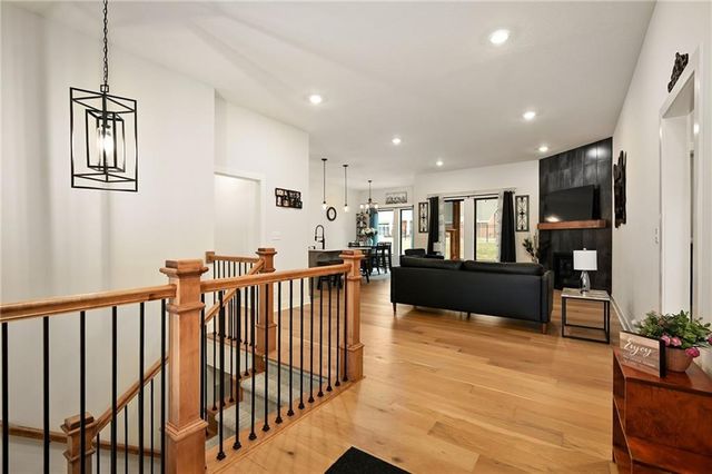 1845 Falcon Court, Kearney, MO 64060