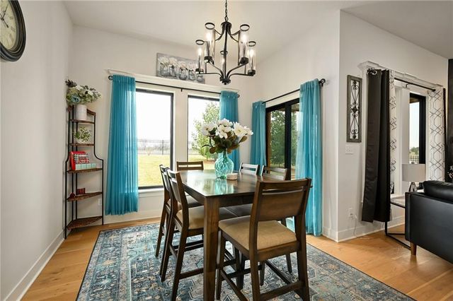 1845 Falcon Court, Kearney, MO 64060