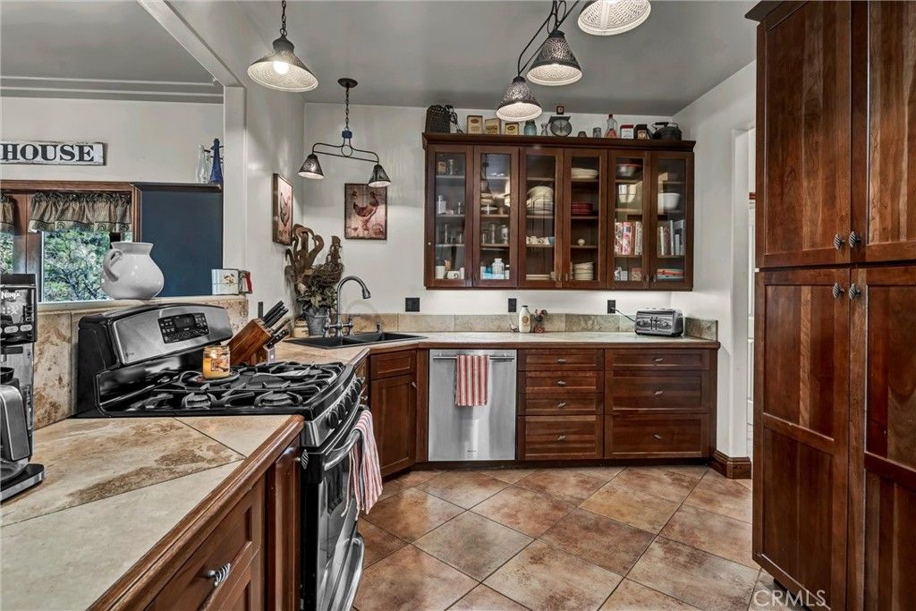 Image 10 of property listing at 5963 Eickhoff Road, Lakeport, CA 95453