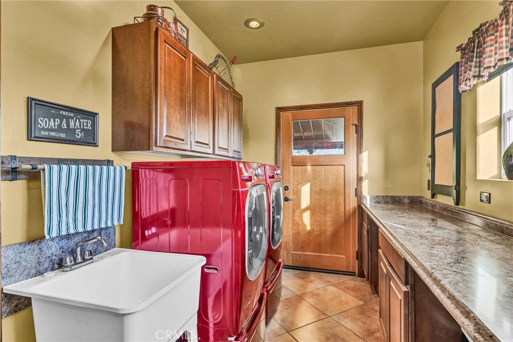 Image 16 of property listing at 5963 Eickhoff Road, Lakeport, CA 95453