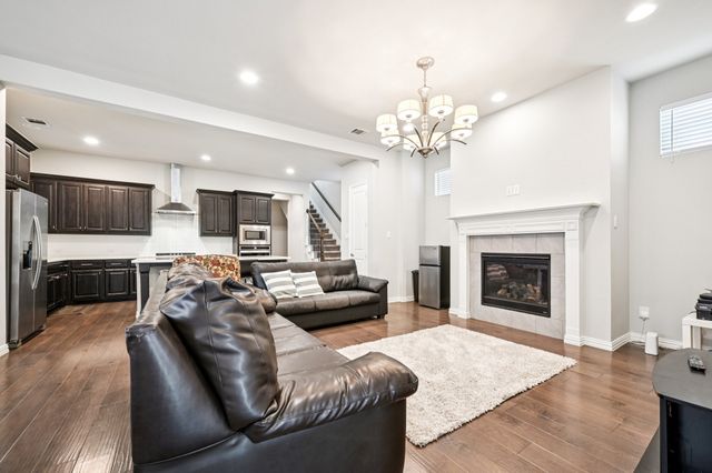 8039 Copper Way, Dallas, TX 75252