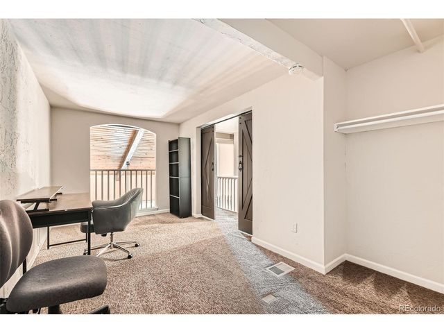 805 29th St 504, Boulder, CO 80303