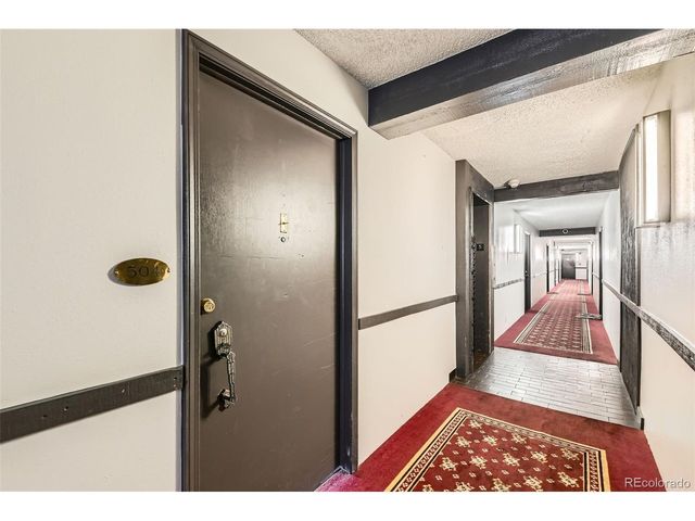 805 29th St 504, Boulder, CO 80303