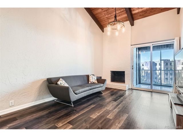 805 29th St 504, Boulder, CO 80303