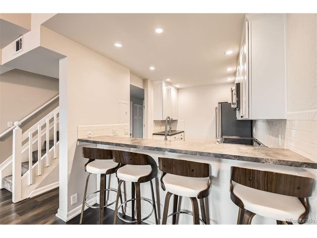 805 29th St 504, Boulder, CO 80303