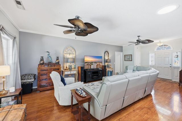 413 Westham Dr., Murrells Inlet, SC 29576