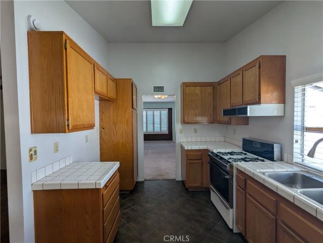 31273 Montgomery Avenue, Nuevo, CA 92567