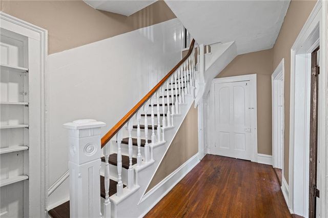 11815 Johnson Drive, Shawnee, KS 66203