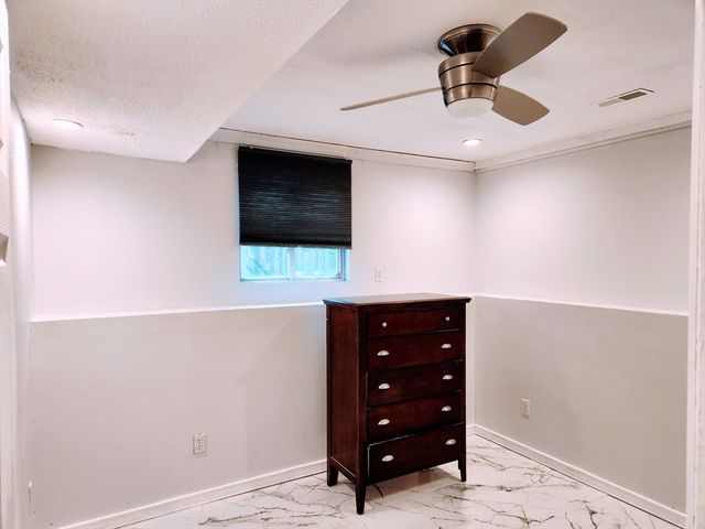 22 Osceola Ln, Billerica, MA 01821