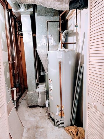 22 Osceola Ln, Billerica, MA 01821