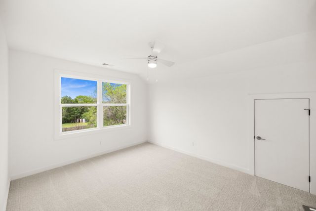 428A Hadleys Bend Blvd, Old Hickory, TN 37138