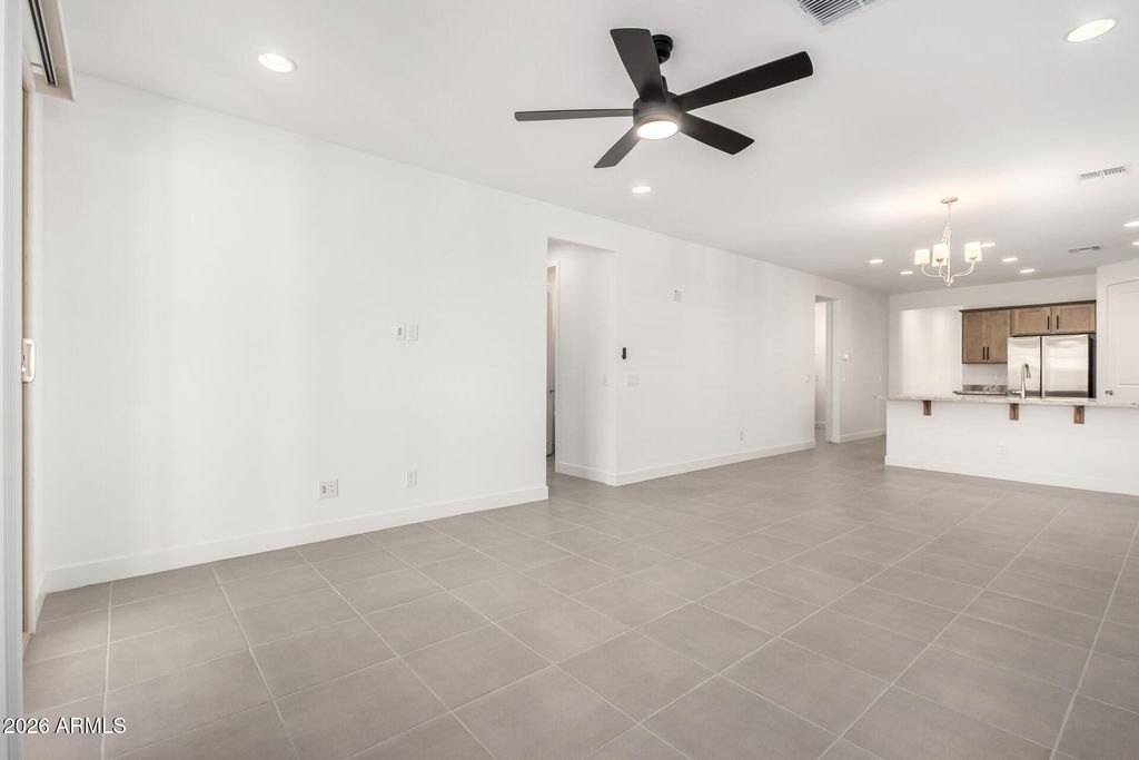 16833 W HOPE Drive, Surprise, AZ 85388 — photo 5