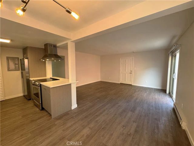 1102 Barbara Street B, Redondo Beach, CA 90277