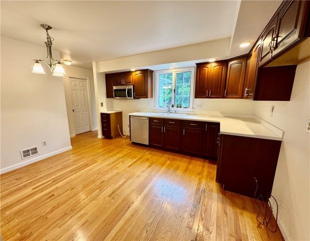 4233 Clover, Mendon, NY 14472