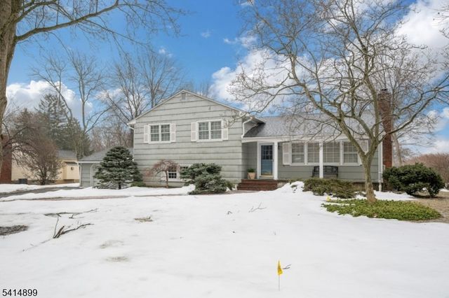 6 Wyndwood Rd, Morris Plains Boro, NJ 07950