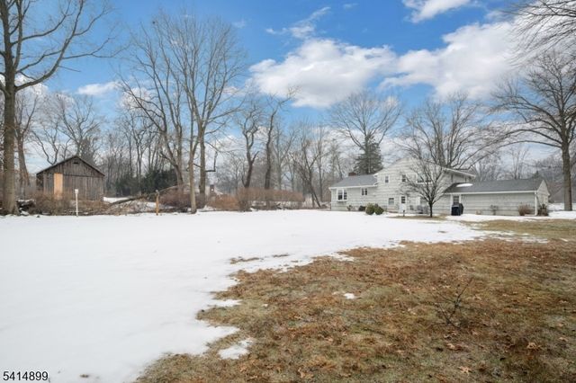 6 Wyndwood Rd, Morris Plains Boro, NJ 07950