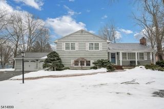 6 Wyndwood Rd, Morris Plains Boro, NJ 07950