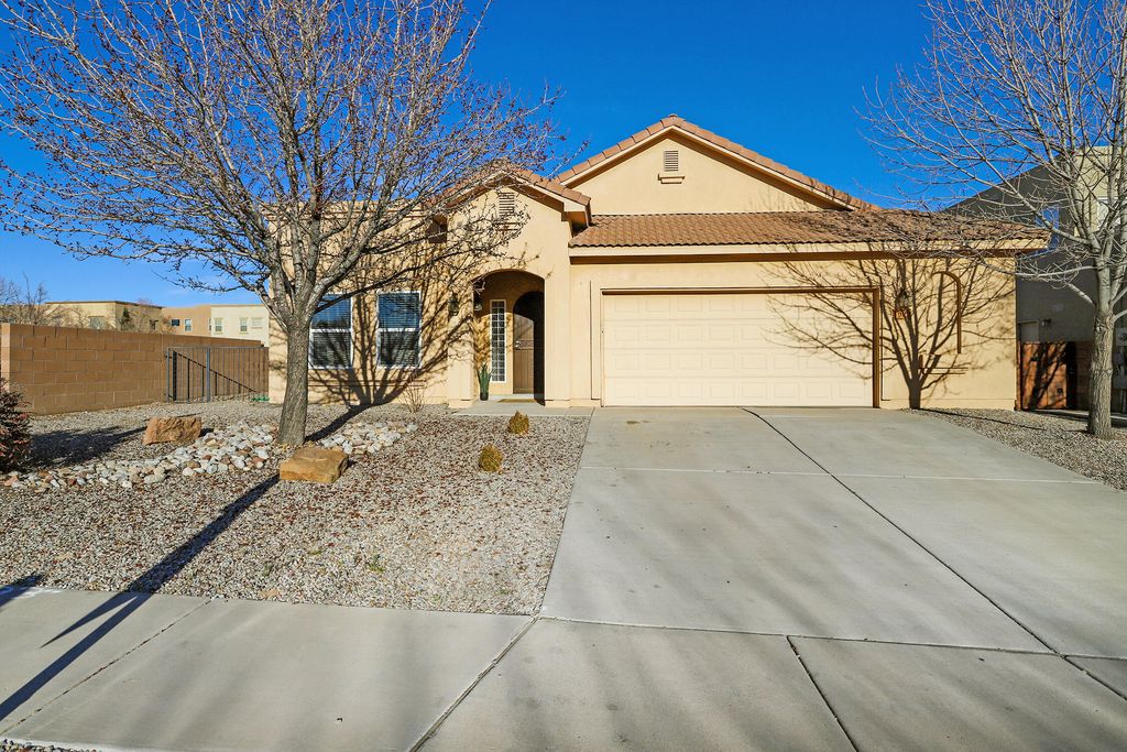 1922 Western Hills Drive SE, Rio Rancho, NM 87124