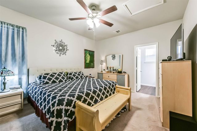 2136 Windy Grove Drive, Texas City, TX 77568