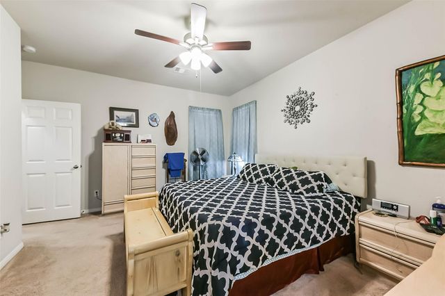 2136 Windy Grove Drive, Texas City, TX 77568