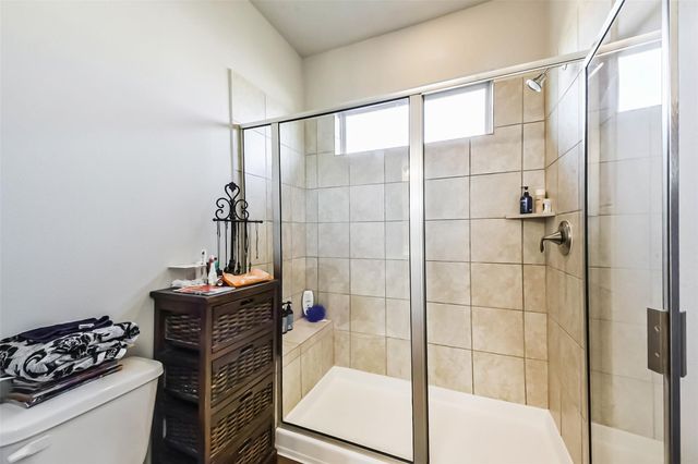 2136 Windy Grove Drive, Texas City, TX 77568