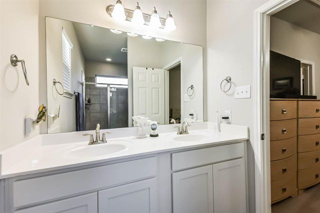 2136 Windy Grove Drive, Texas City, TX 77568