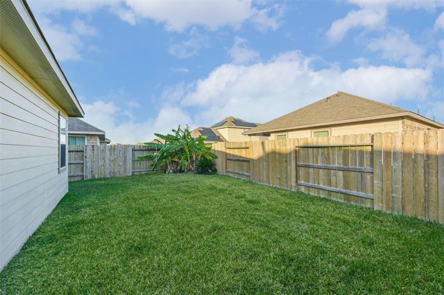 2136 Windy Grove Drive, Texas City, TX 77568