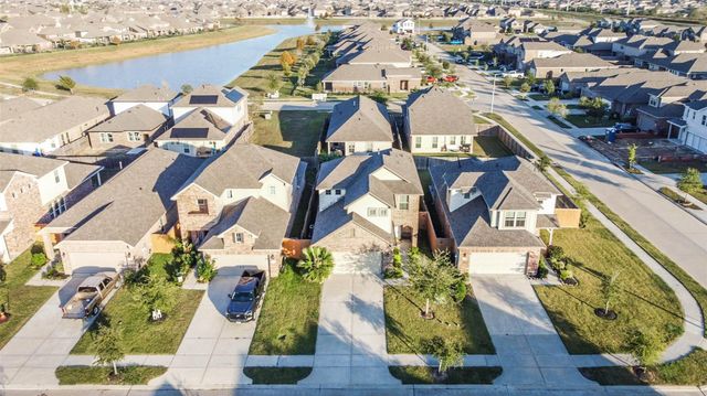 2136 Windy Grove Drive, Texas City, TX 77568