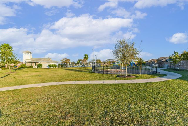 2136 Windy Grove Drive, Texas City, TX 77568