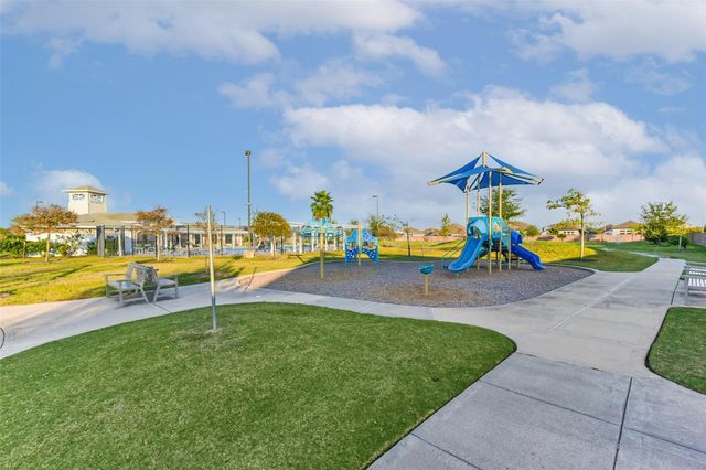 2136 Windy Grove Drive, Texas City, TX 77568