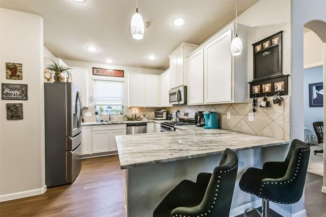 2136 Windy Grove Drive, Texas City, TX 77568