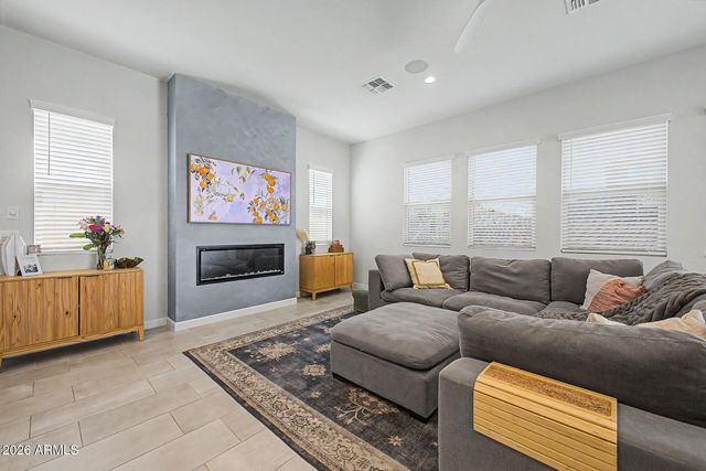 11053 E UTAH Avenue, Mesa, AZ 85212