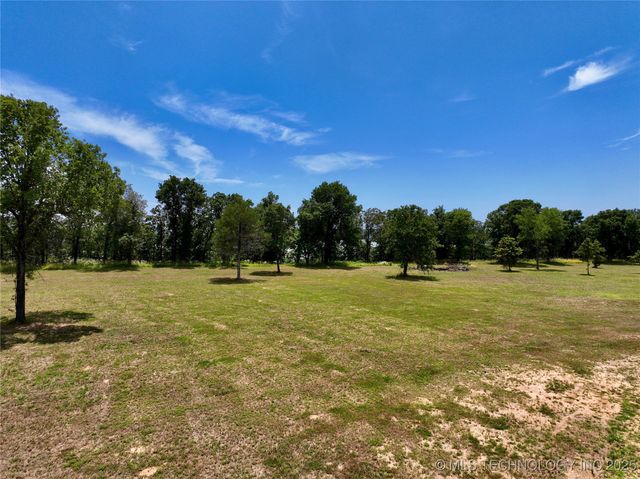 29 Kathy Lane, Eufaula, OK 74432