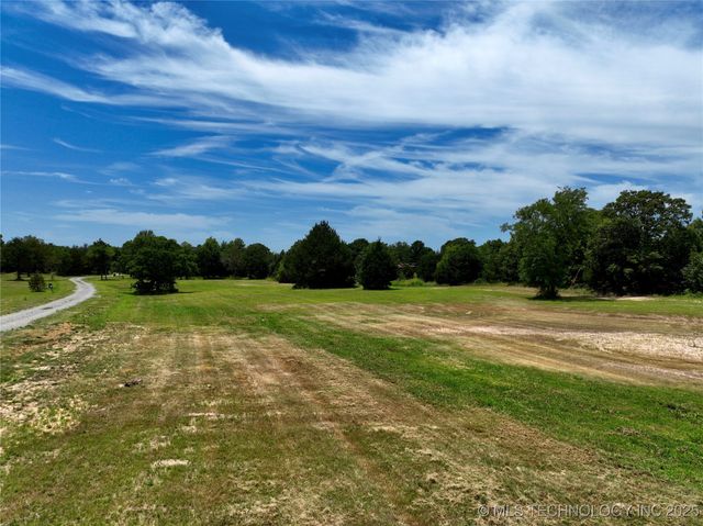 29 Kathy Lane, Eufaula, OK 74432