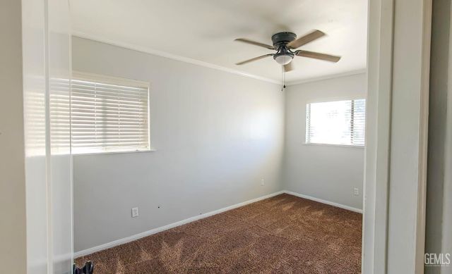 908 Roberts Lane, Bakersfield, CA 93308