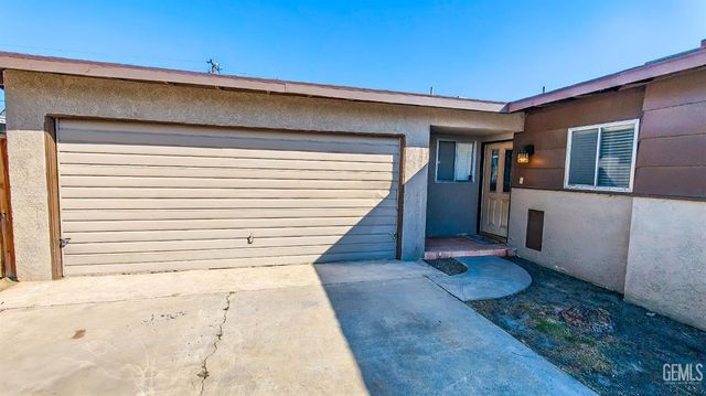 908 Roberts Lane, Bakersfield, CA 93308
