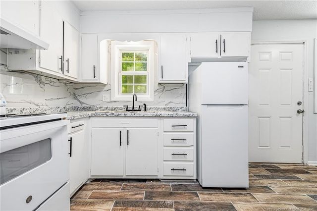 2436 Bragg Boulevard, Fayetteville, NC 28303