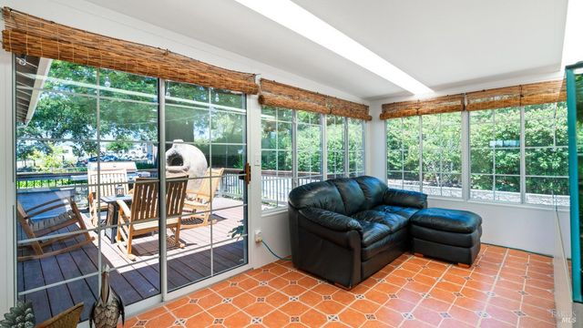 4175 Woodworth Rd, Sebastopol, CA 95472