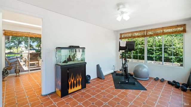 4175 Woodworth Rd, Sebastopol, CA 95472