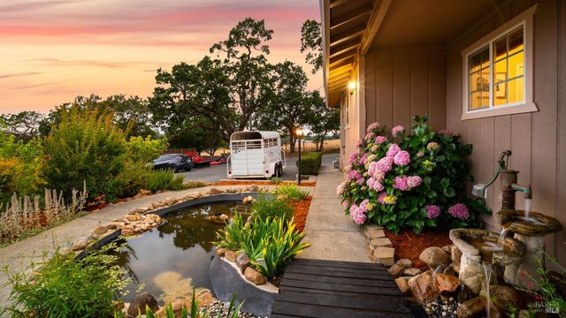 4175 Woodworth Rd, Sebastopol, CA 95472