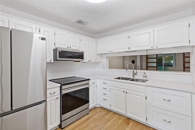 5265 E BAY DRIVE 612, Clearwater, FL 33764