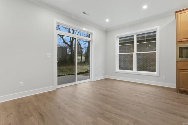 6994 Ironwood Court, Newburgh, IN 47630