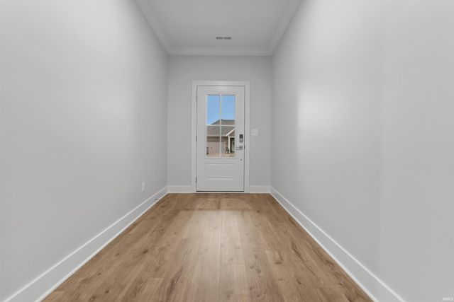 6994 Ironwood Court, Newburgh, IN 47630