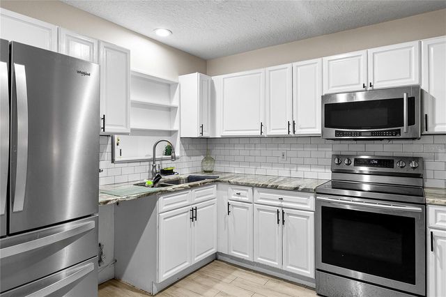 1305 FOUNTAINHEAD DRIVE, Deltona, FL 32725