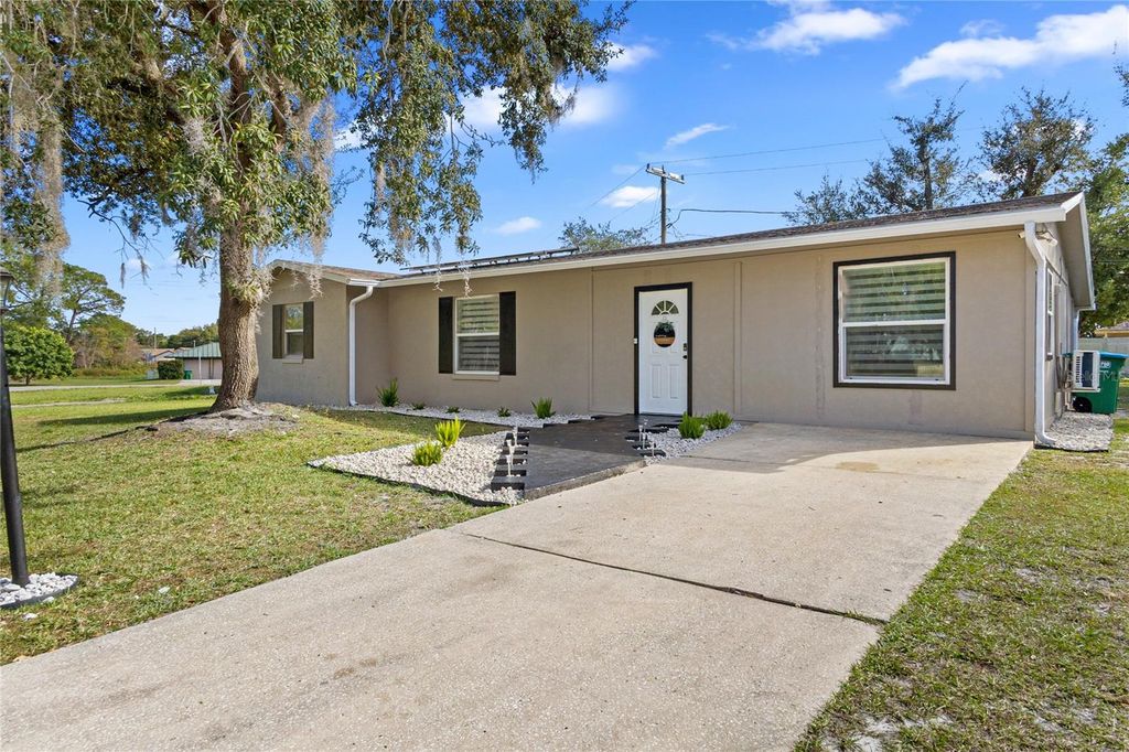 1305 FOUNTAINHEAD DRIVE, Deltona, FL 32725
