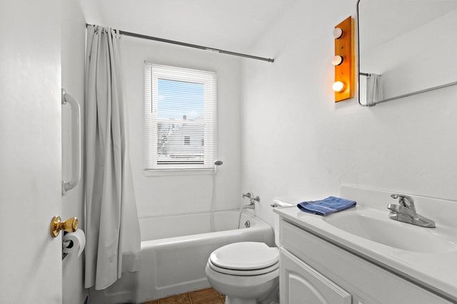 743 JOHN STREET, Green Bay, WI 54302