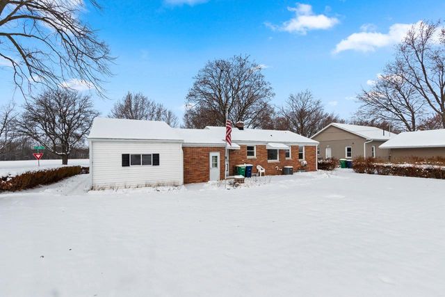 743 JOHN STREET, Green Bay, WI 54302